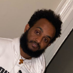 Meet your Posher, Yonas